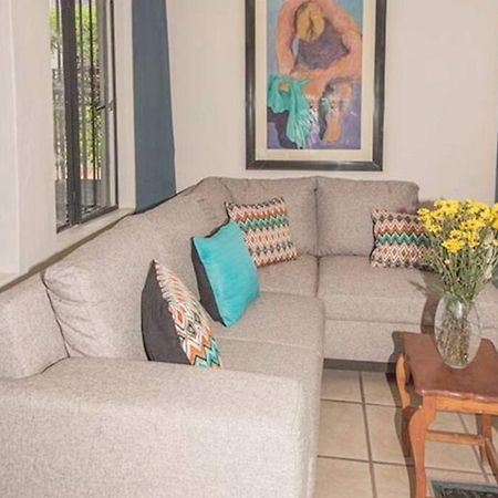 Enjoy Ac In The Penthouse At Inn Ахихик Екстериор снимка