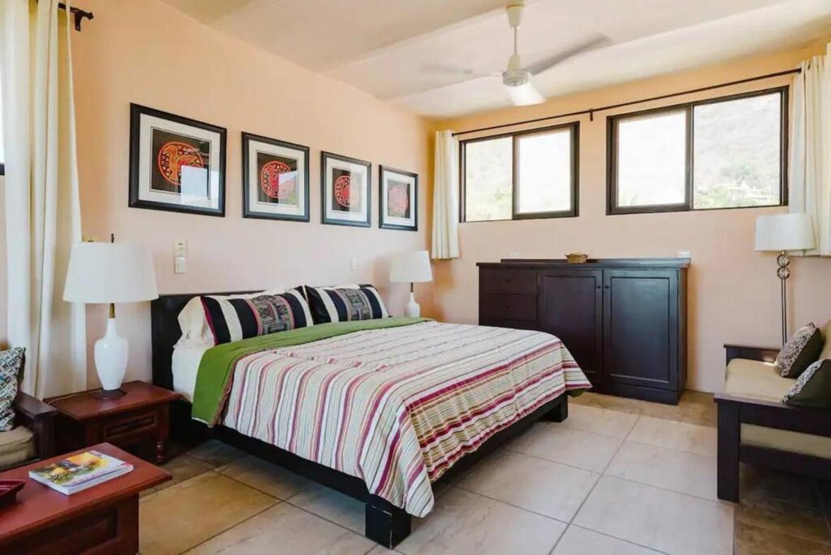 Enjoy Ac In The Penthouse At Inn Ахихик Екстериор снимка